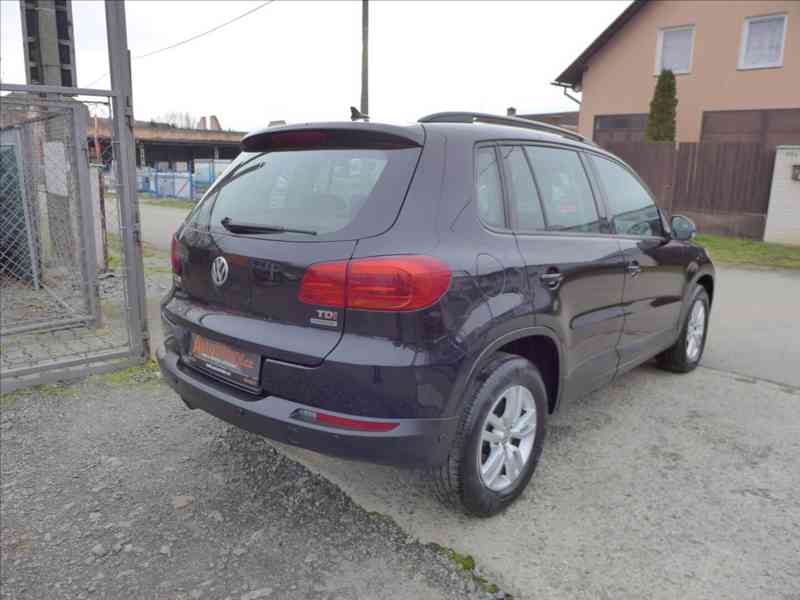 Volkswagen Tiguan 2,0 TDI SPORT, 1.MAJITEL - foto 3