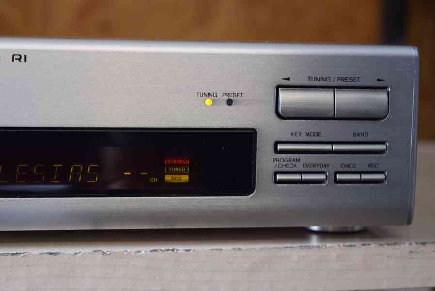 ONKYO T-411RDS LEVNÝ STEREO TUNER S RDS !! - foto 3