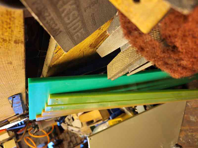 Silonové a kovové špalky na obrábění  - foto 3