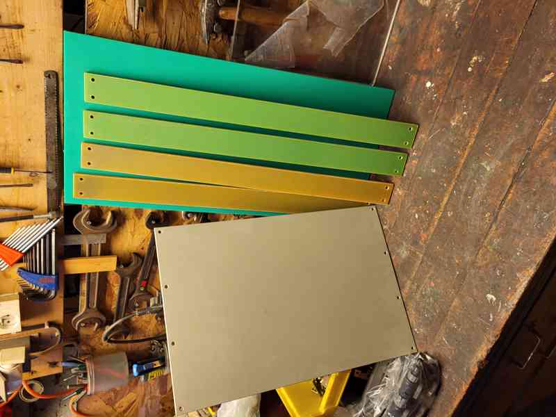 Silonové a kovové špalky na obrábění  - foto 2