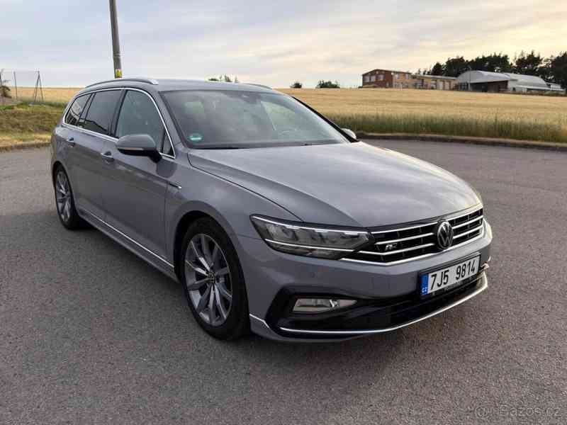 Volkswagen Passat Variant 2,0   B8 R-Line TDI 2023 - foto 1