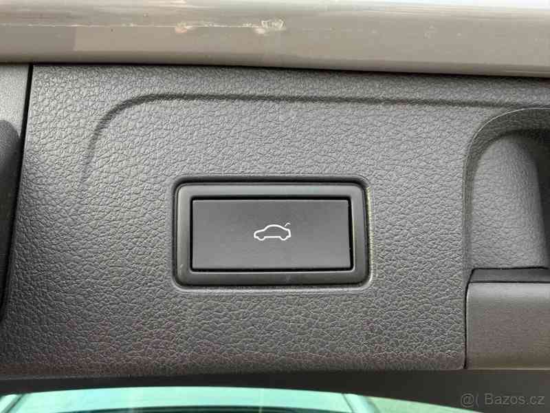 Volkswagen Passat Variant 2,0   B8 R-Line TDI 2023 - foto 13