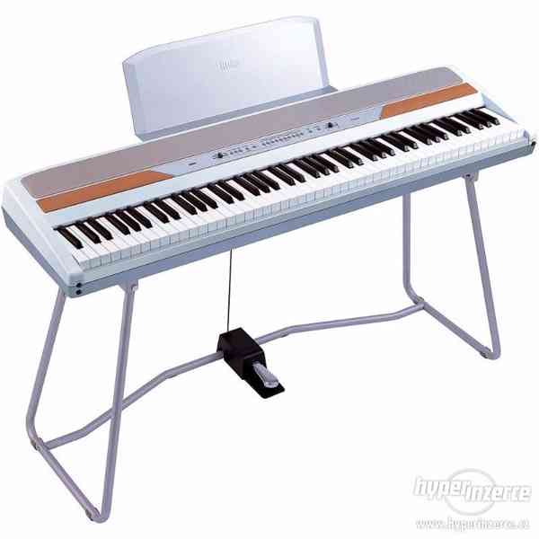 Digitální piano Korg SP250 11900 a syntezátor Yamaha MO6 - foto 1