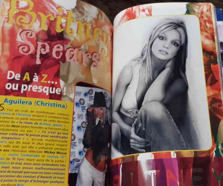 Britney Spears suvenýr francouzský Mini Magazín - foto 11