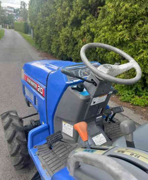 Japonský malotraktor Iseki TH20, blue hunter - foto 3