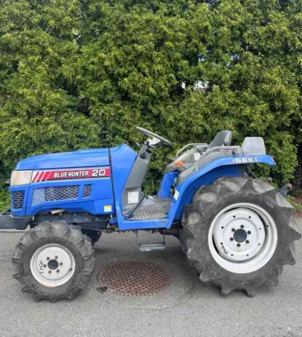 Japonský malotraktor Iseki TH20, blue hunter - foto 2