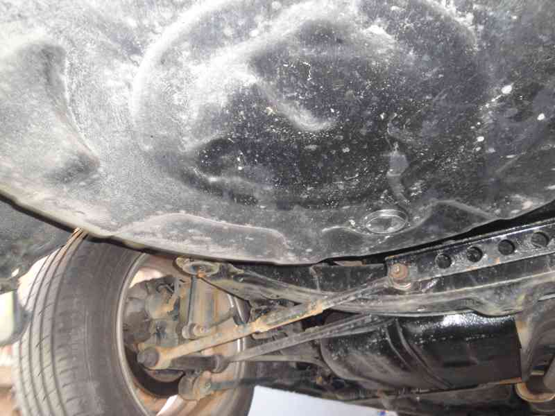 Toyota CAMRY (V2) 2.2i 96kW veterán v TOP stavu - foto 6