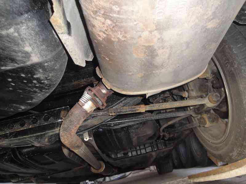 Toyota CAMRY (V2) 2.2i 96kW veterán v TOP stavu - foto 5