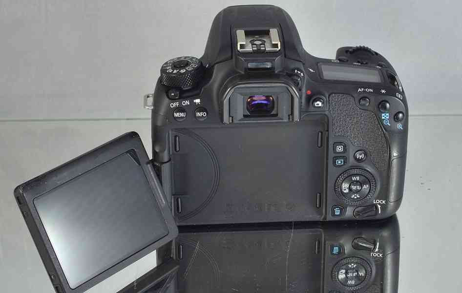 Canon EOS 77D + EF-S 17-85mm  IS USM  7000 Exp - foto 9
