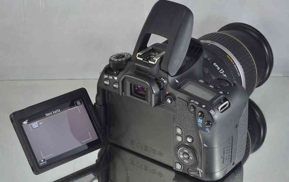 Canon EOS 77D + EF-S 17-85mm  IS USM  7000 Exp - foto 7