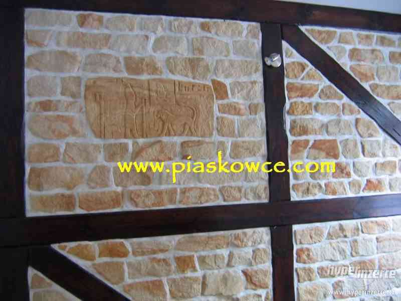 Kamenná fasáda staré cihly s pískovec fasádních desek Polsko - foto 4