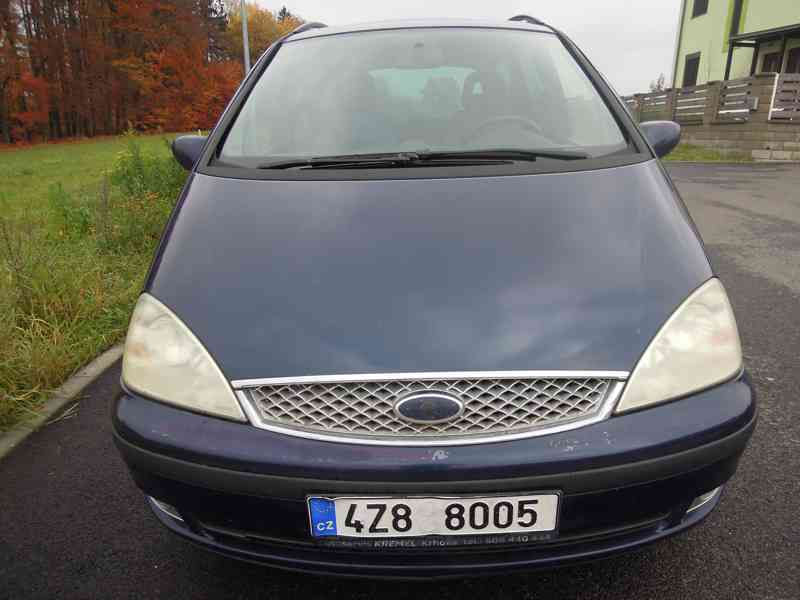 Ford Galaxy, rok 2004 - foto 2