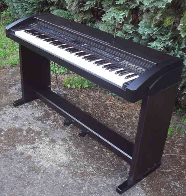 Digitální piano Roland KR350 - foto 2