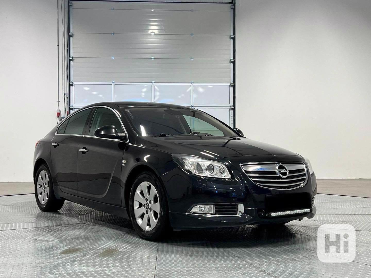 CENA: 3.500 € (88 705 832 českých korun) Opel Insignia  - foto 1