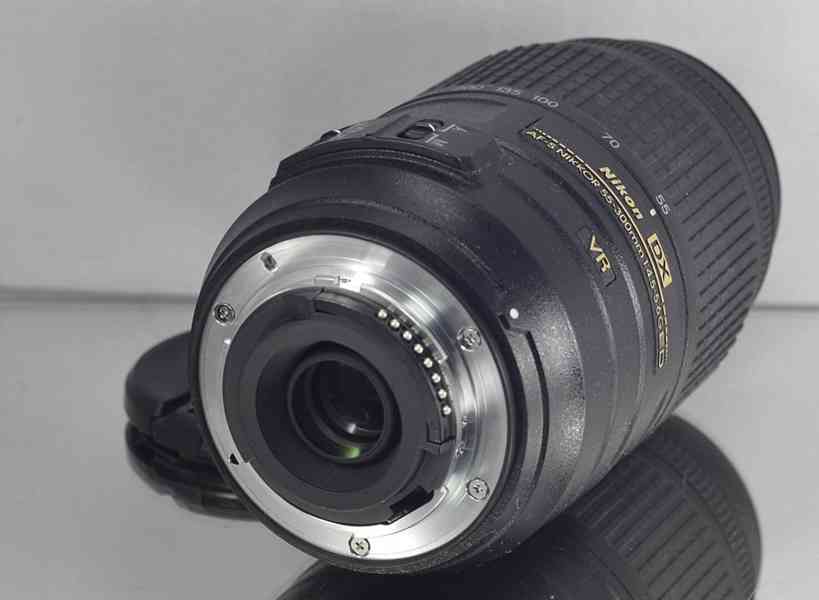 Nikon AF-S Nikkor 55-300mm f/4.5-5.6 G DX ED VR - foto 4