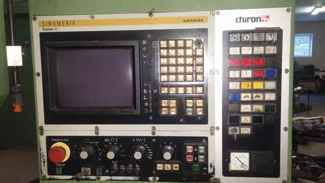 Použité obráběcí centrum Chiron FZ 16L, r. v. 1987 - foto 3