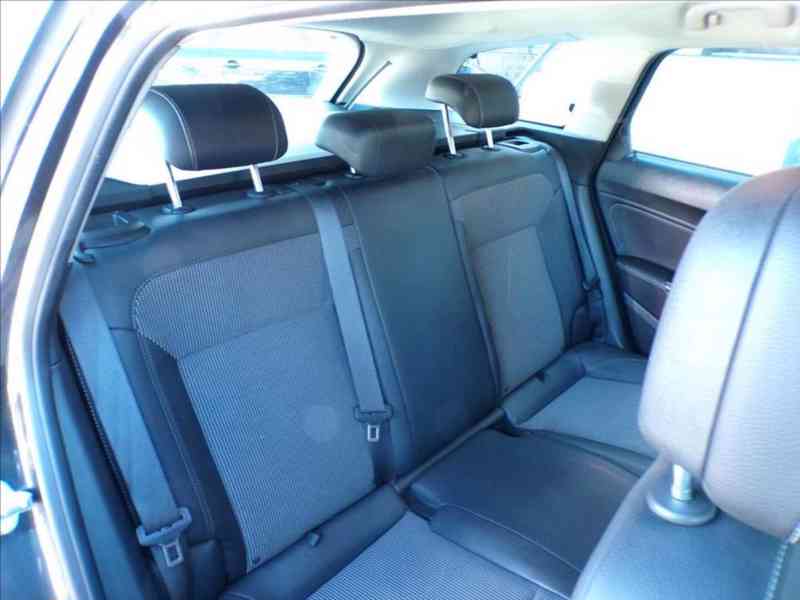 Opel Astra 1,7 CDTi - foto 10