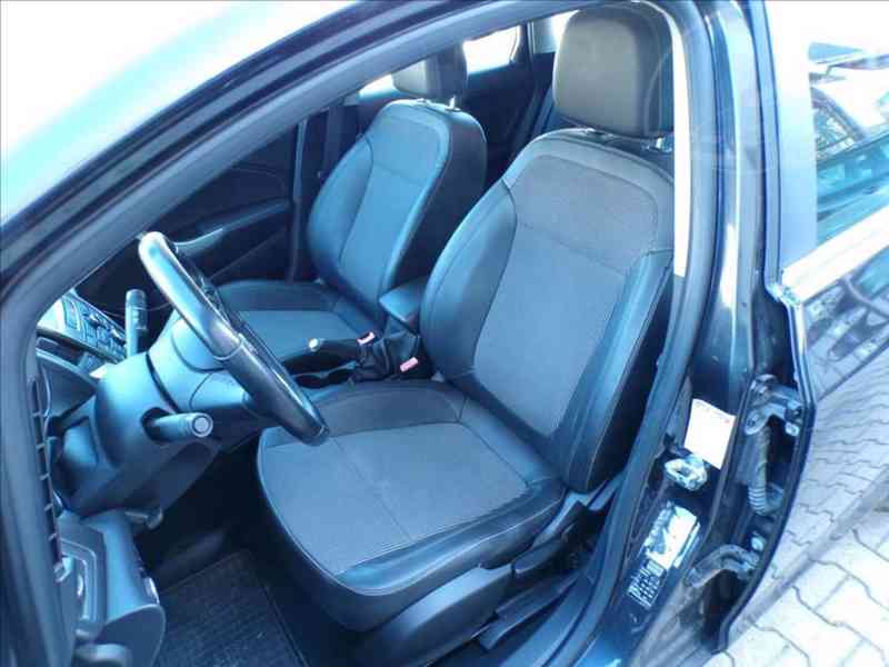 Opel Astra 1,7 CDTi - foto 7