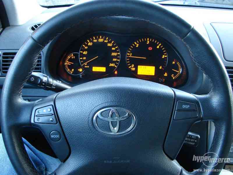 Toyota Avensis 2.0D-4 D Combi r.v. 2007 - foto 8