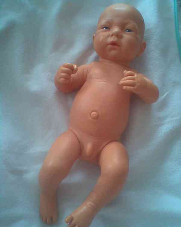 Nová krásná panenka  - foto 4