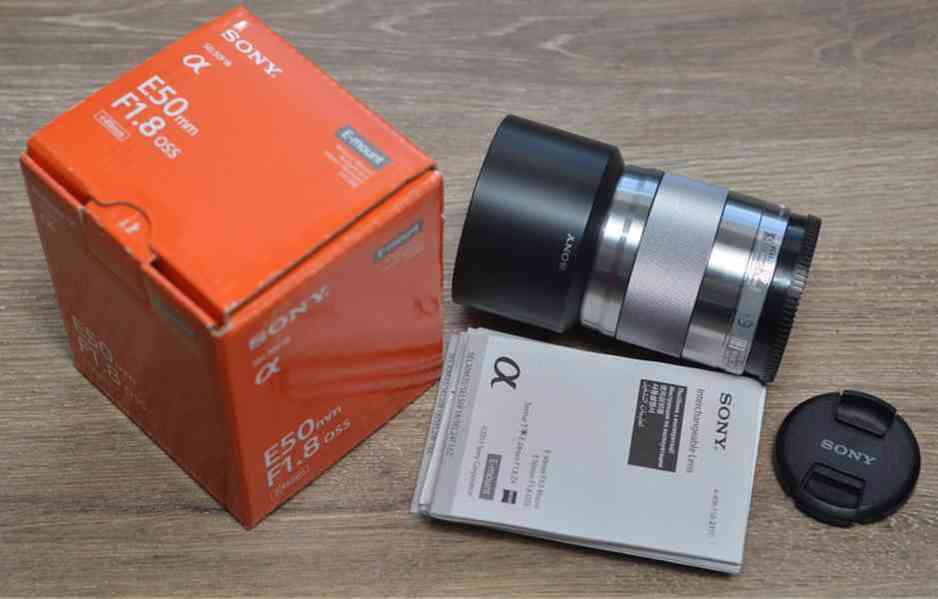 Sony E 50mm f/1,8 OSS APS-C  SteadyShot*E mount - foto 3