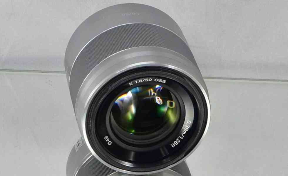 Sony E 50mm f/1,8 OSS APS-C  SteadyShot*E mount - foto 5
