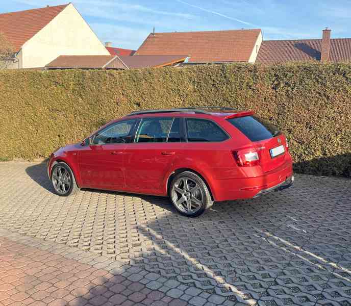 Škoda Octavia 3 Kombi 1.6 TDI , Facelift , Tažný , Panorama - foto 7