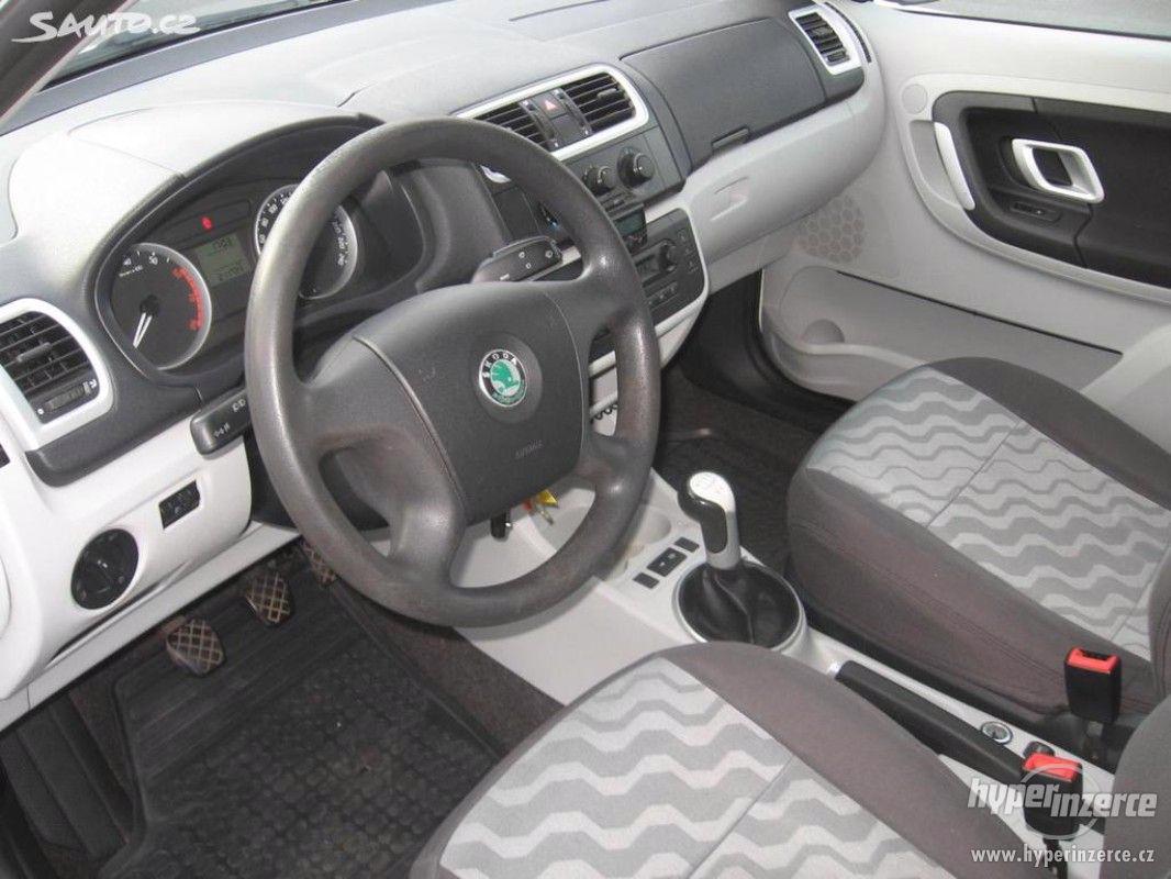 Skoda roomster салон