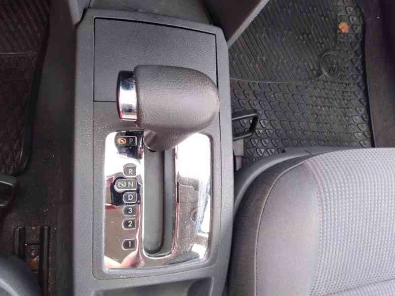VOLKSWAGEN POLO 1.4 16V COMFORTLINE AUTOMAT KLIMA - foto 20