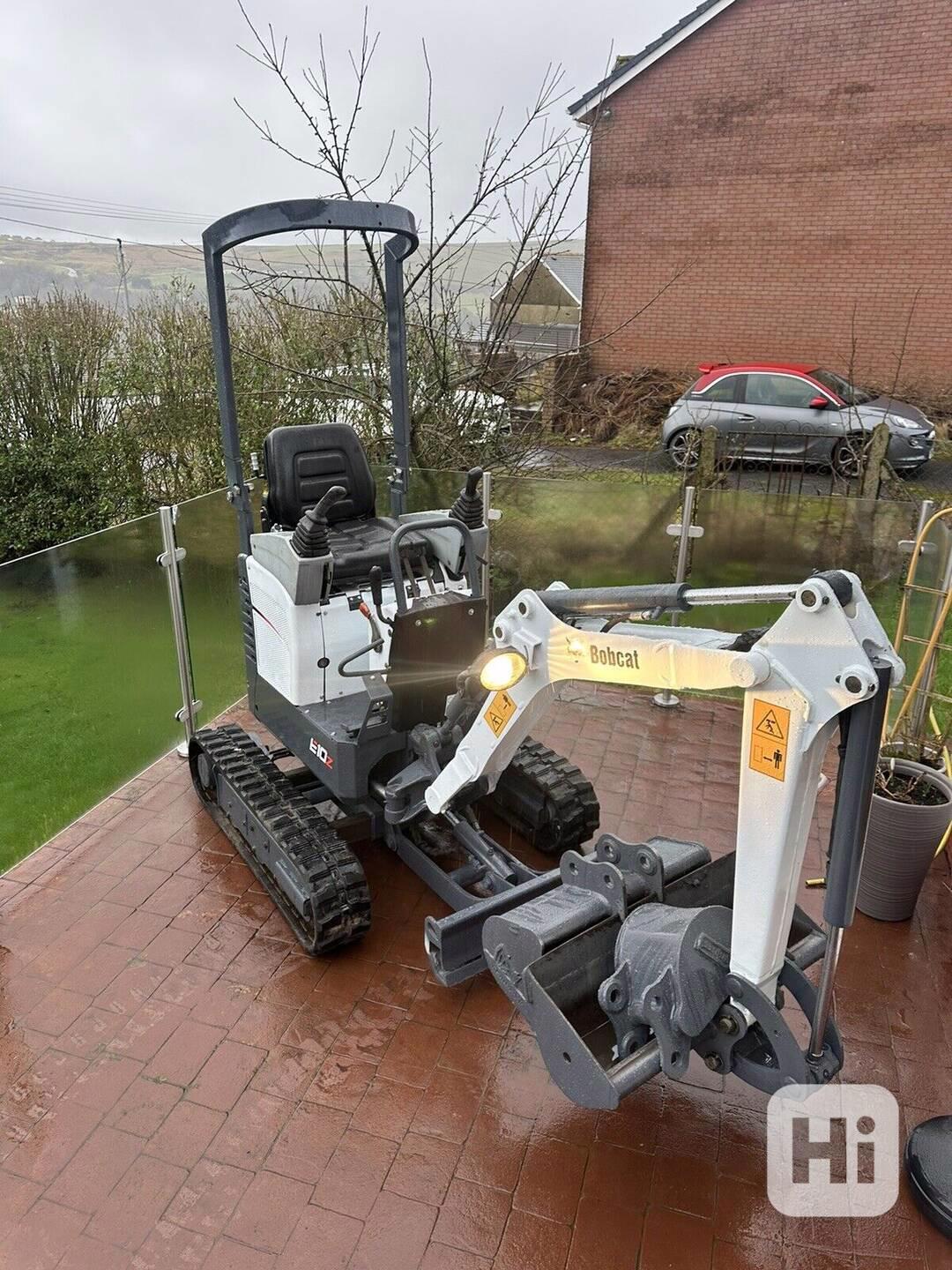 Micro Digger Bobcat E10Z  - foto 1