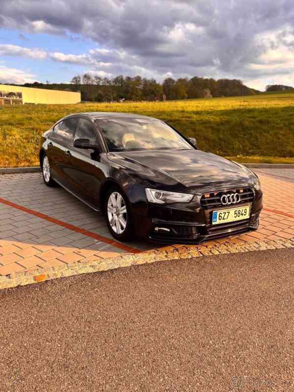 Audi A5 2,0 - foto 2