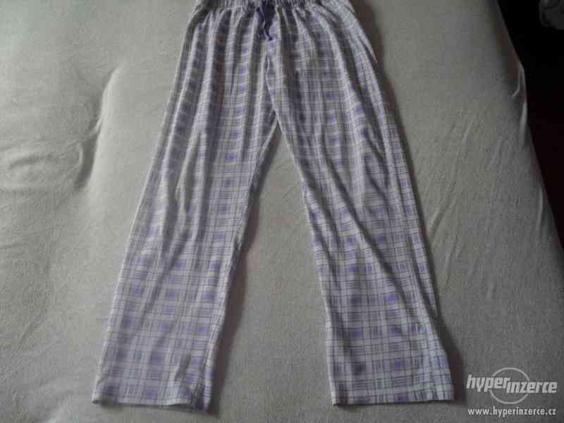 Pyžamové kalhoty vel.146 - foto 1