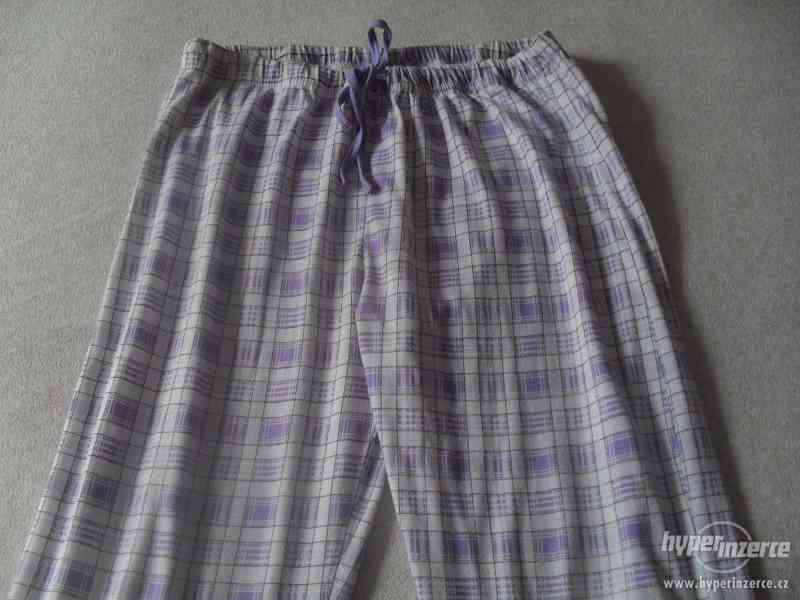 Pyžamové kalhoty vel.146 - foto 2
