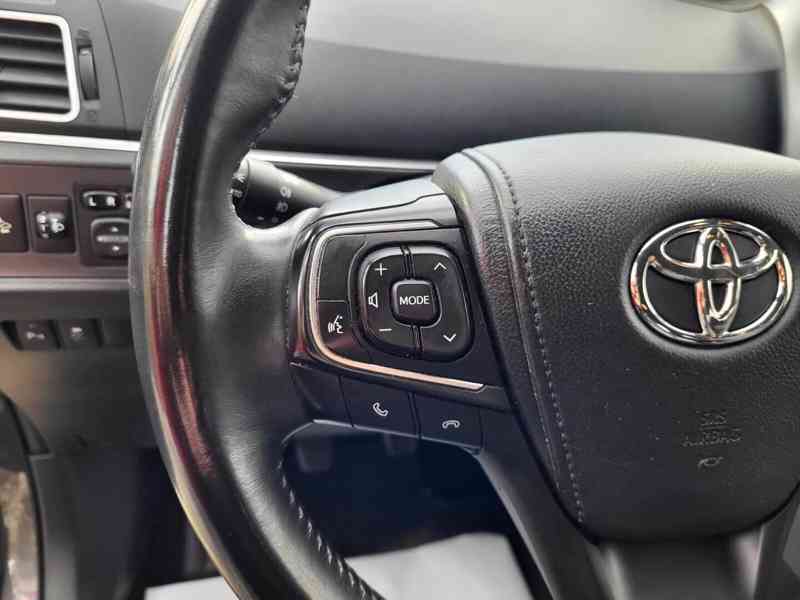 Toyota Verso 1,8i Edition-S benzín 108kw - foto 11