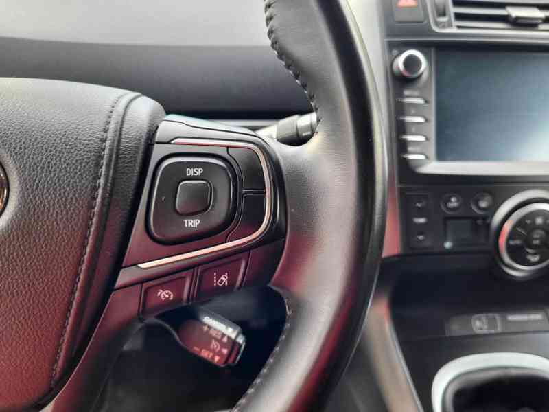 Toyota Verso 1,8i Edition-S benzín 108kw - foto 13