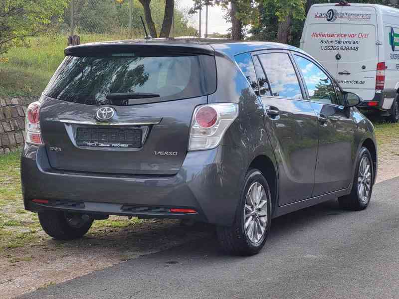 Toyota Verso 1,8i Edition-S benzín 108kw - foto 2