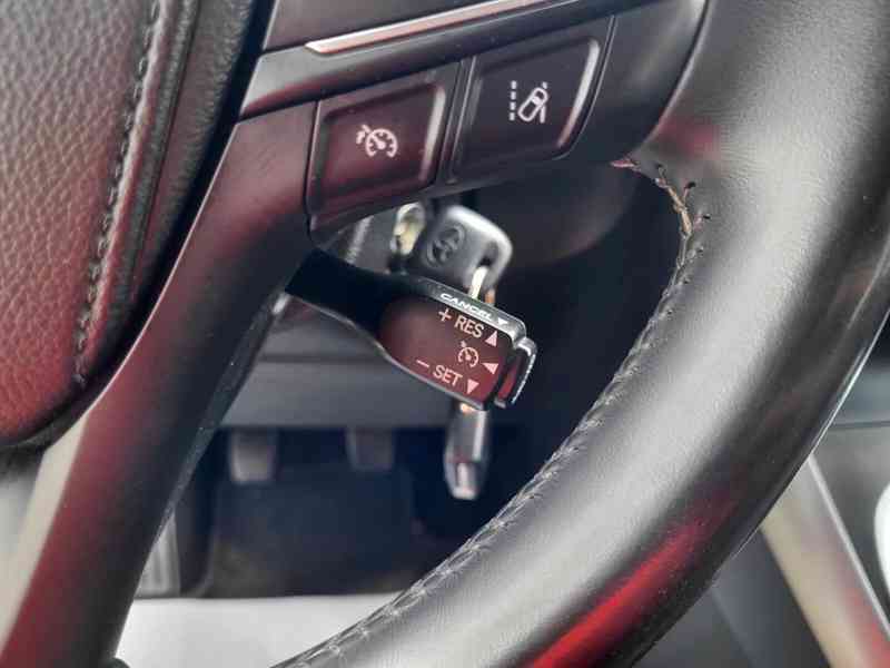 Toyota Verso 1,8i Edition-S benzín 108kw - foto 16