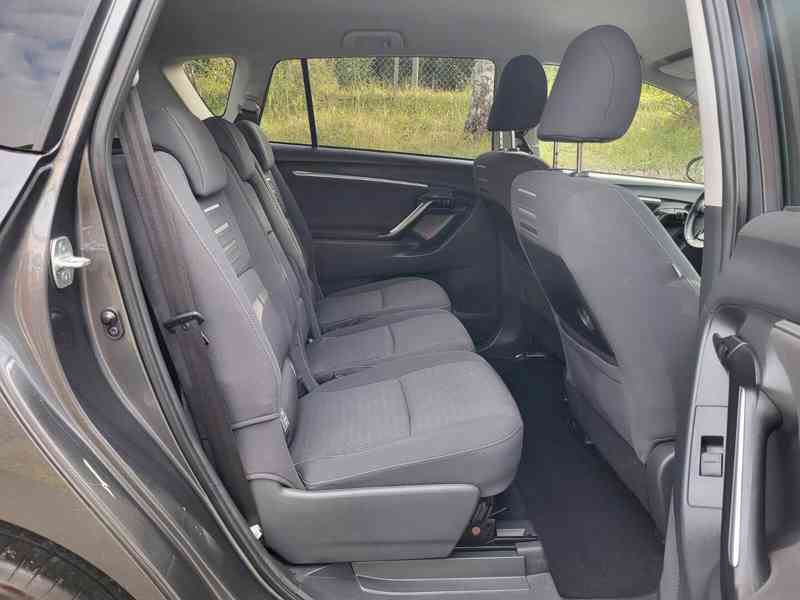 Toyota Verso 1,8i Edition-S benzín 108kw - foto 18