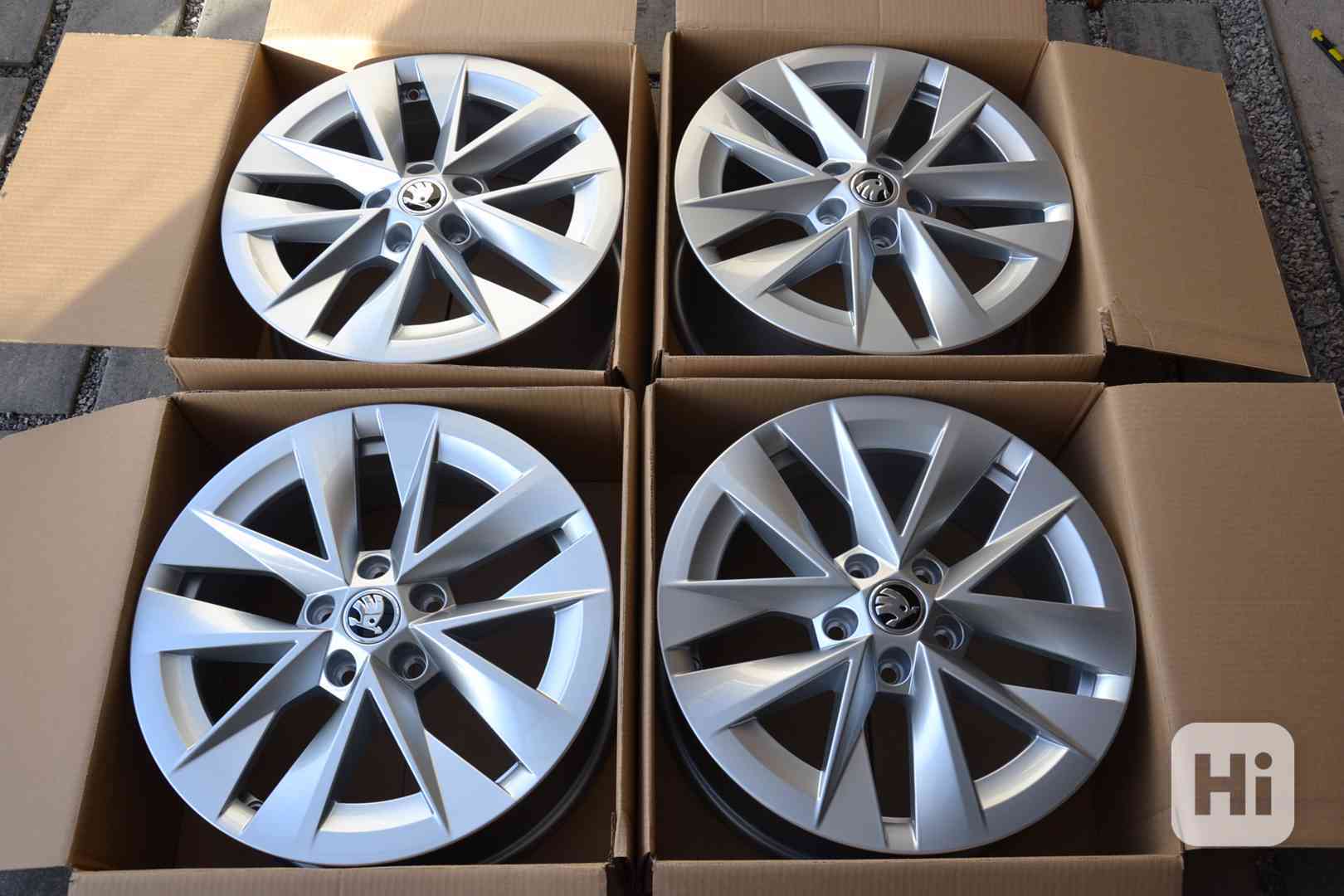 Škoda Octavia IV- 17 NOVÉ orig.ALU disky 7x17,5x112 - foto 1