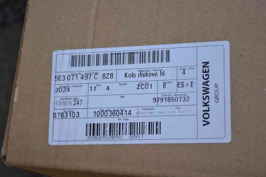 Škoda Octavia IV- 17 NOVÉ orig.ALU disky 7x17,5x112 - foto 9