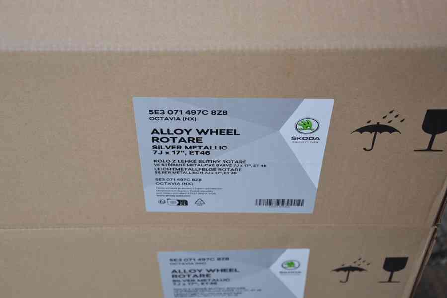 Škoda Octavia IV- 17 NOVÉ orig.ALU disky 7x17,5x112 - foto 7