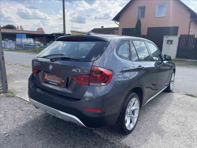 BMW X1 2,0 X LINE, PDC, NAVI, 1.MAJ - foto 3