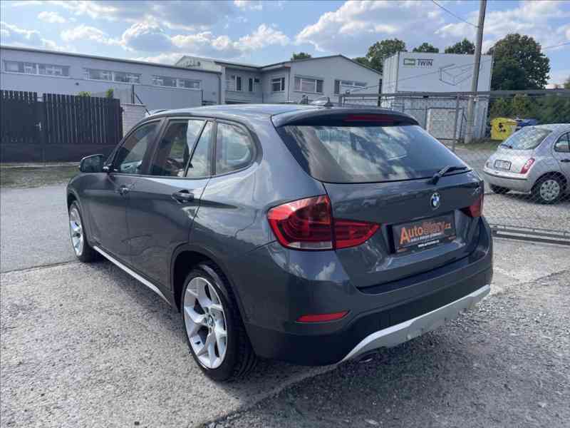 BMW X1 2,0 X LINE, PDC, NAVI, 1.MAJ - foto 4