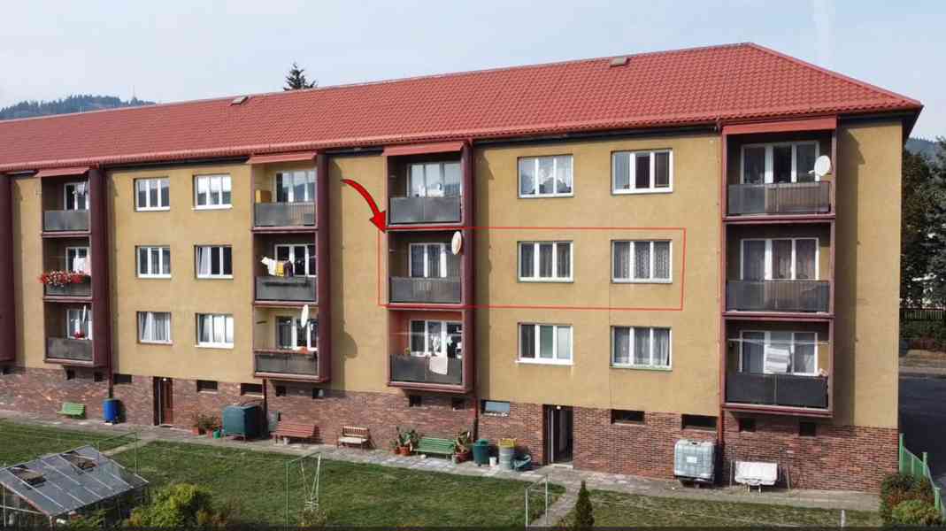 Prodej slunného zděného bytu 3+1 s balkonem a zahrádkou v Su - foto 29