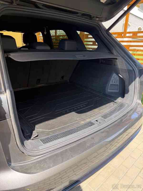 Volkswagen Touareg 3,0   TDI, 210 kW nafta, automat - foto 6
