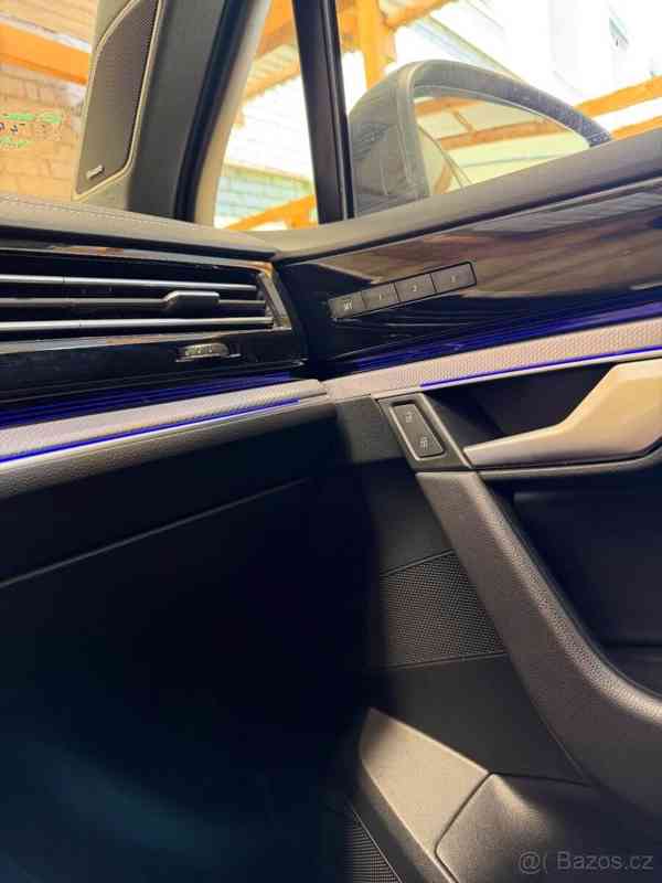 Volkswagen Touareg 3,0   TDI, 210 kW nafta, automat - foto 12