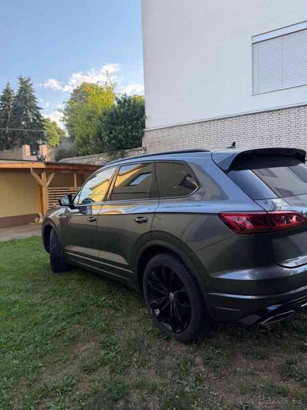 Volkswagen Touareg 3,0   TDI, 210 kW nafta, automat - foto 2