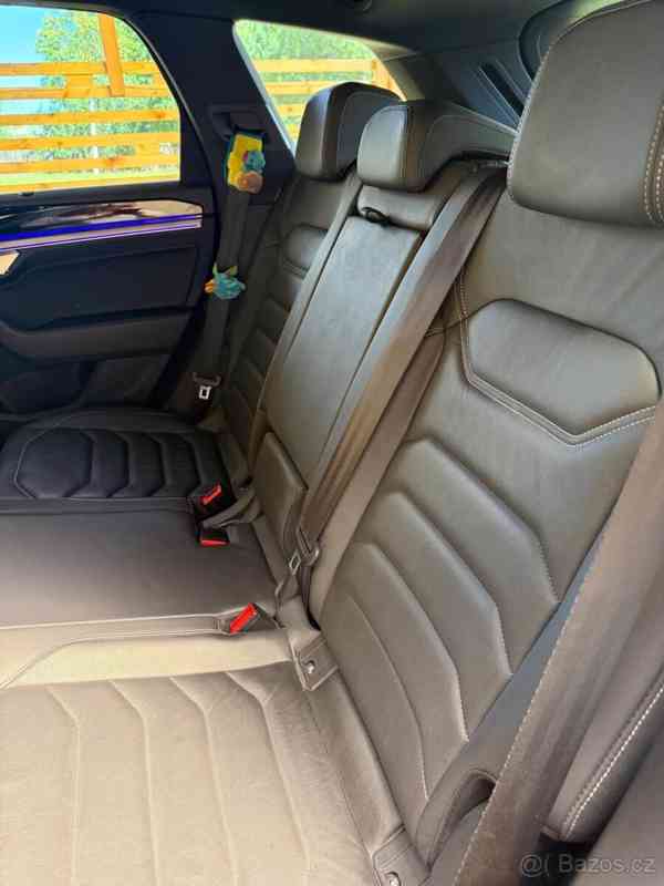 Volkswagen Touareg 3,0   TDI, 210 kW nafta, automat - foto 11