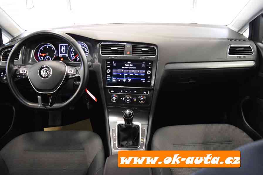 Volkswagen Golf 1.6 TDI COMFORTLINE 99 000 KM 2019-DPH  - foto 13