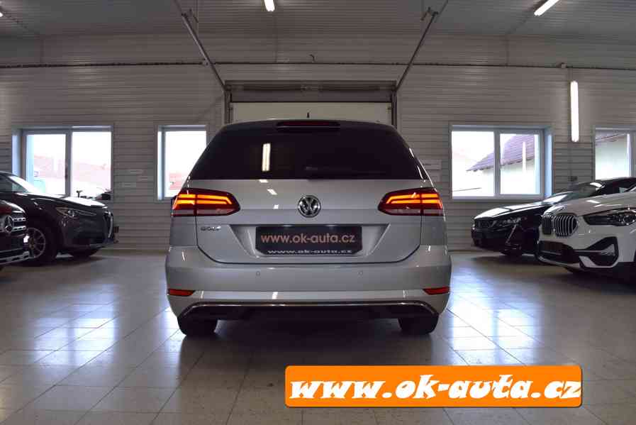 Volkswagen Golf 1.6 TDI COMFORTLINE 99 000 KM 2019-DPH  - foto 4